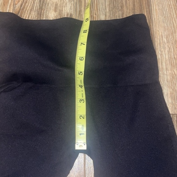 SPANX women’s Black Leggings size small - Picture 7 of 8